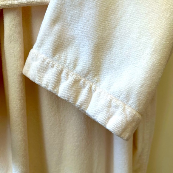 Frette 100%cotton unisex long bathrobe, ivory with pockets. Made in Turkey - Picture 9 of 13